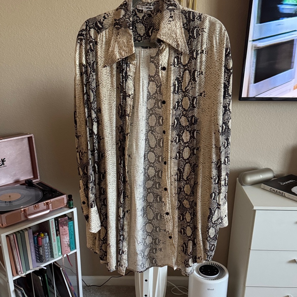 Fashion Nova Snake Print Shirt - Black and Cream